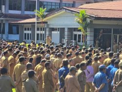 Apel Perdana, Bupati Benyamin Arisoy Soroti Tegas Kedisiplinan dan Kesejahteraan ASN