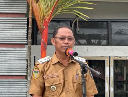Wakil Bupati Kepulauan Yapen, Roi Palunga Pimpin Apel Gabungan ASN