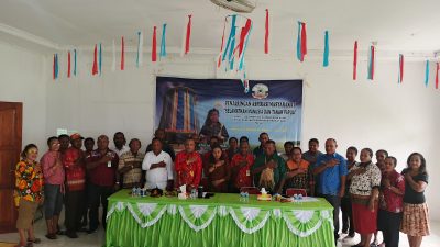 Selamatkan SDA Papua, Ketua Pokja Perempuan MRP Serap Aspirasi Masyarakat Adat Yapen