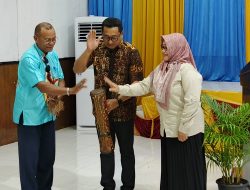 Plt. Sekda Yapen Buka Orientasi Studi Mahasiswa Baru Universitas Terbuka Jayapura – Salut Serui