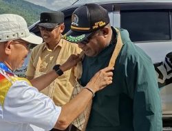 Ketua DPRK Ebzon Sembai dan Wakil Bupati Kepulauan Yapen Hadiri Peringatan 1 Abad Nubuatan I.S Kijne di Teluk Wondama