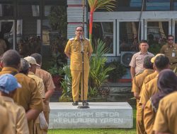 Wabup Roi Palunga Beri Arahan Pada Apel Gabungan ASN