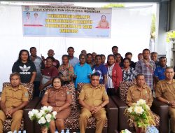 Bupati Arisoy Motivasi Pedagang Kios Papua Untuk Maju, Bantuan Kios Disalurkan kepada 50 Pelaku Usaha