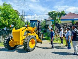 Efektivitas Akses Jalan, Pemkab Yapen Pengadaan Alat Berat Grader M9120