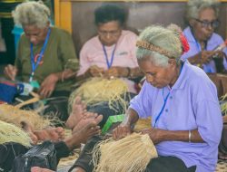 Disperindag Yapen Dukung Pengrajin Lokal Promosikan Produk Unggulan, Menuju Perparawi XV di Serui