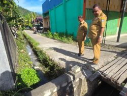 Bupati dan Wakil Bupati Kepulauan Yapen Turun Langsung Tinjau Lokasi Banjir di Yapen Selatan, Tegaskan Komitmen Cari Solusi