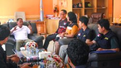 Wakil Bupati Roi Palunga Terima Tim ESDM, Survei PLTS Komunal di 20 Kampung Kepulauan Yapen