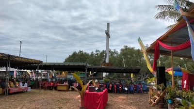 Momentum 99 Tahun Injil di Dataran Menawi, Bupati Tekankan Pembangunan Rohani