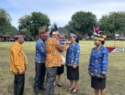 ASN Terima Penghargaan Pengabdian pada Upacara HUT ke-57 Yapen