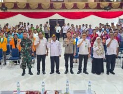 Kesbangpol Yapen Perkuat Karakter Bangsa Melalui Sosialisasi Masyarakat