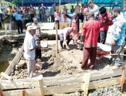 Peletakan Batu Pertama Tugu 100 Tahun Pekabaran Injil di Warironi Jadi Tonggak Warisan Iman di Tanah Yapen