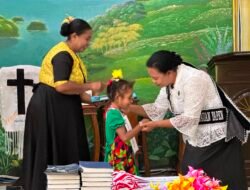 Bunda PAUD Yapen Apresiasi Penamatan 19 Murid PAUD Charis, Soroti Pentingnya Pembentukan Karakter Anak
