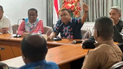 Bupati Yapen Percepat Pemerataan Listrik, Kampung Jadi Prioritas