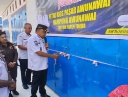 Bupati Yapen Hadirkan Pasar Lebih Layak untuk Pedagang Awunawai