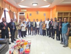 Pemkab Yapen Respon Cepat Pemalangan Jalan Serui–Saubeba, Wabup Gelar Audiensi Bersama BBPJN dan Masyarakat